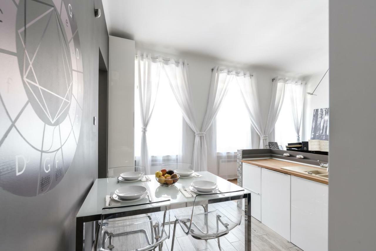 Elegant Apartment Budapeste Exterior foto